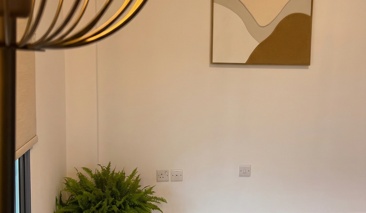 2b08b4ce-a5c3-4f88-bf0d-f998e185b762