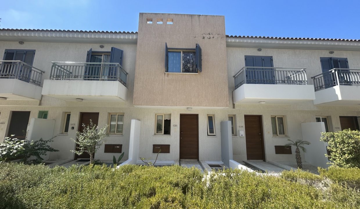 515088-town-house-for-sale-in-kato-paphos-universal_orig