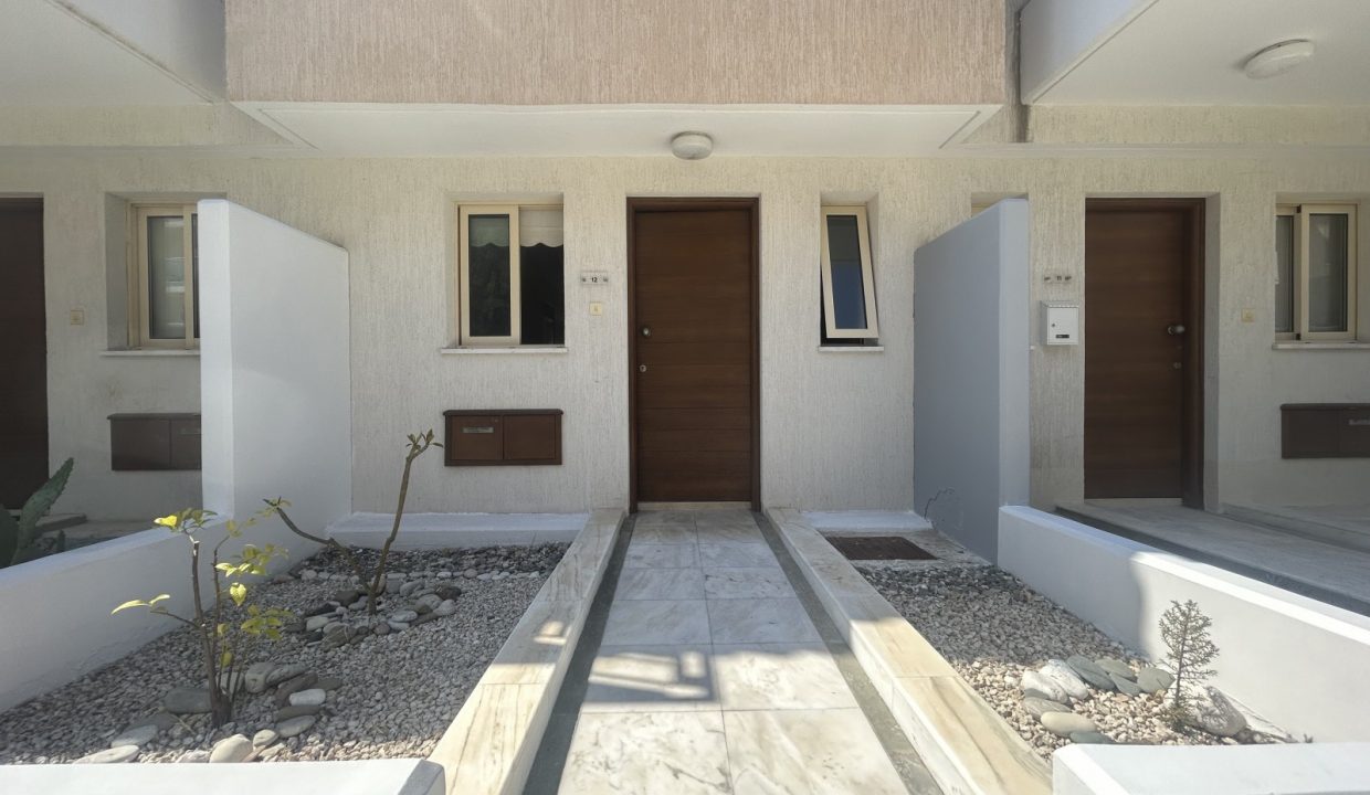 515089-town-house-for-sale-in-kato-paphos-universal_orig