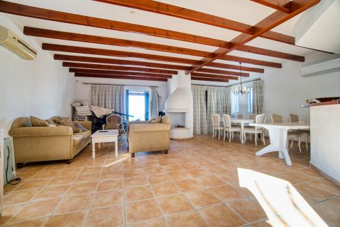 544011-detached-villa-for-sale-in-chloraka_orig