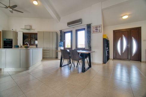 581824-bungalow-for-sale-in-kathikas_orig