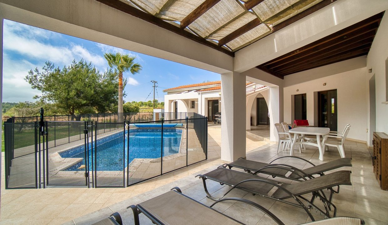 581856-bungalow-for-sale-in-kathikas_orig