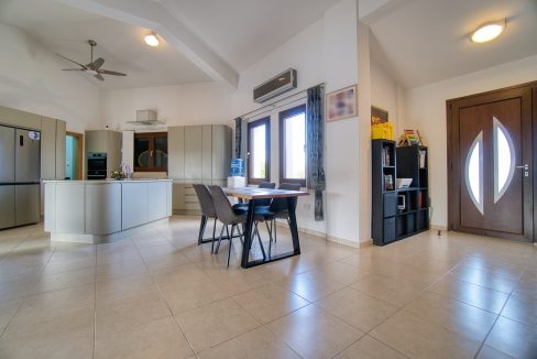 581875-bungalow-for-sale-in-kathikas_orig