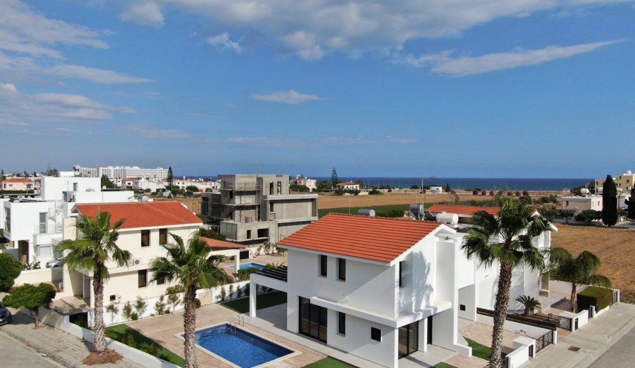 590299-semi-detached-villa-for-sale-in-pyla-tourist-area_orig