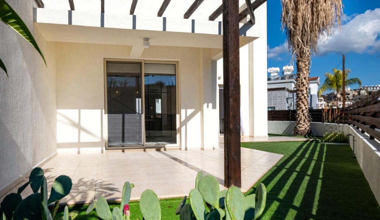 634855-detached-villa-for-sale-in-select-location_orig