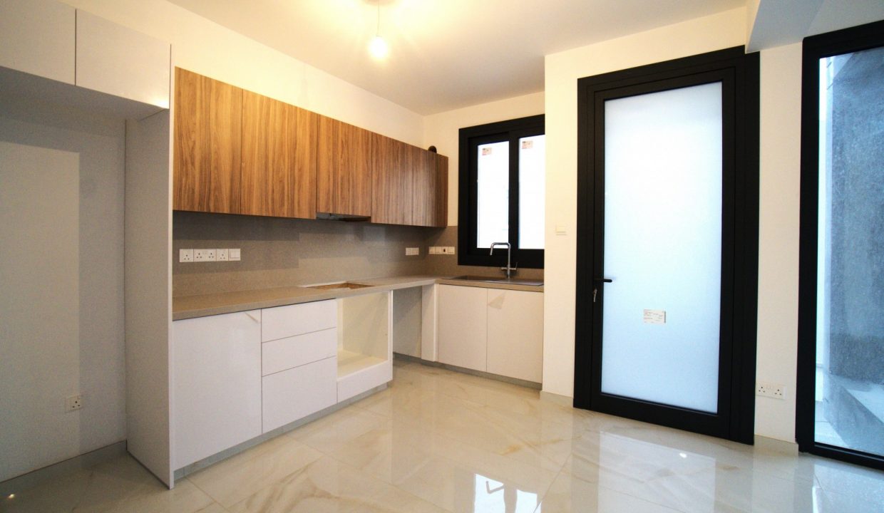 644025-apartment-for-sale-in-potamos-germasogeias_orig