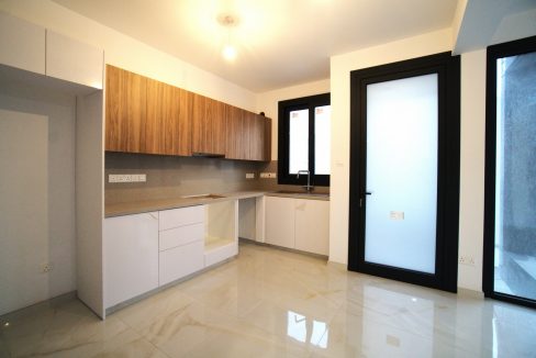 644025-apartment-for-sale-in-potamos-germasogeias_orig