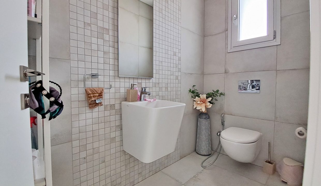 659042-detached-villa-for-sale-in-ayia-thekla_orig