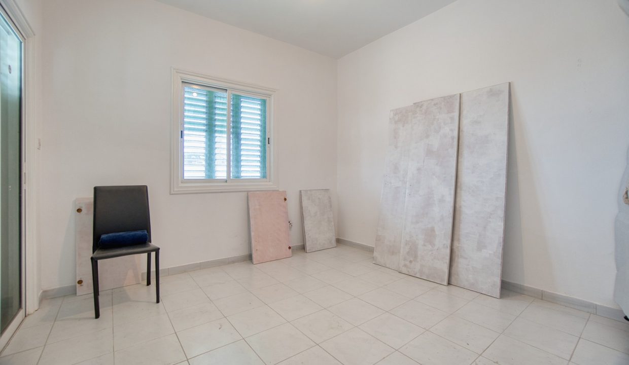 661928-detached-villa-for-sale-in-select-location_orig