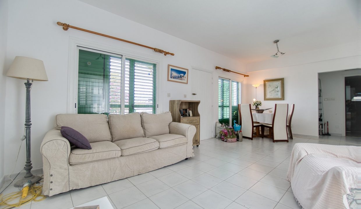 661938-detached-villa-for-sale-in-select-location_orig