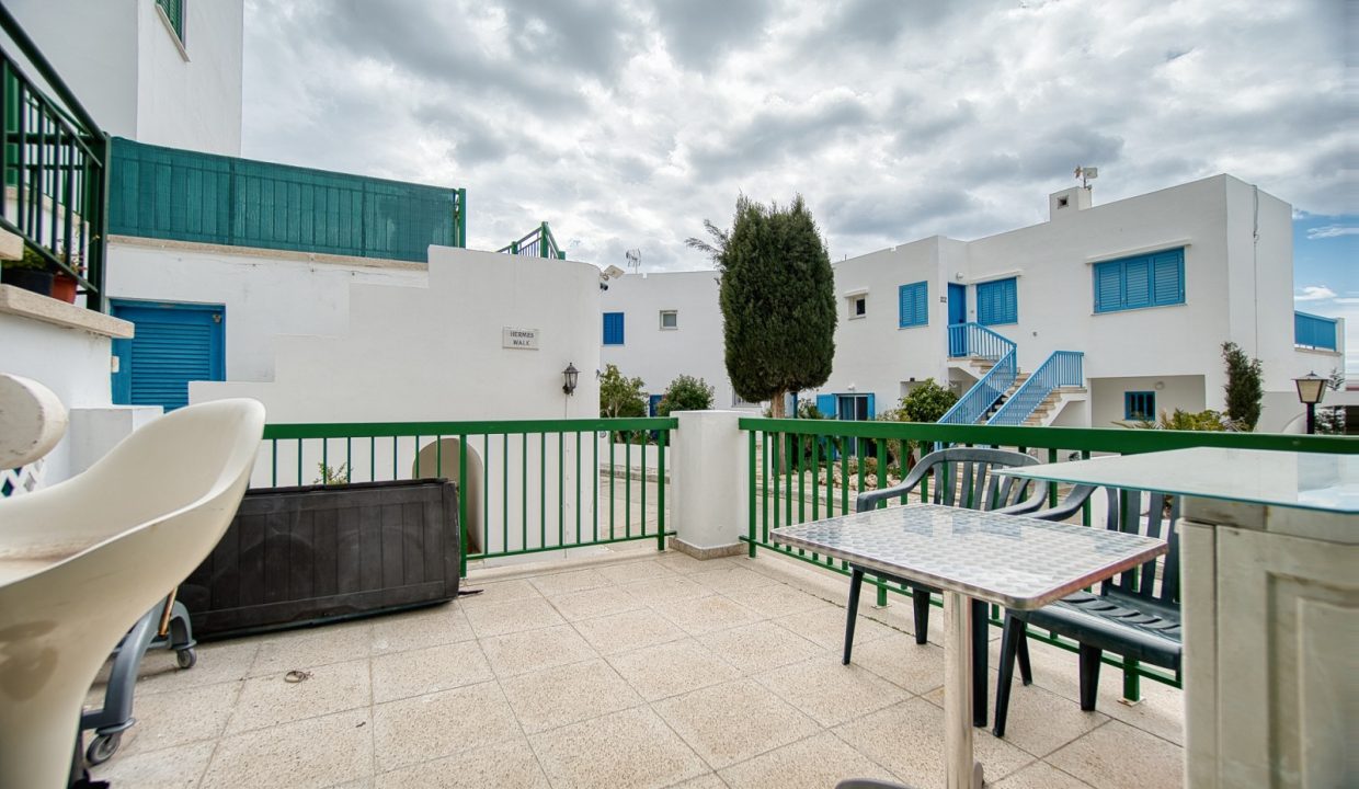 661940-detached-villa-for-sale-in-select-location_orig