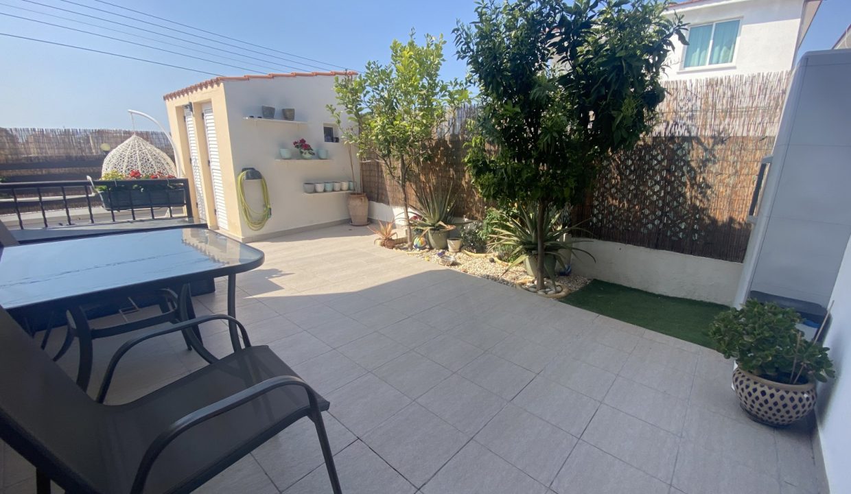 663917-detached-villa-for-sale-in-select-location_orig