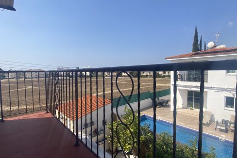663920-detached-villa-for-sale-in-select-location_orig