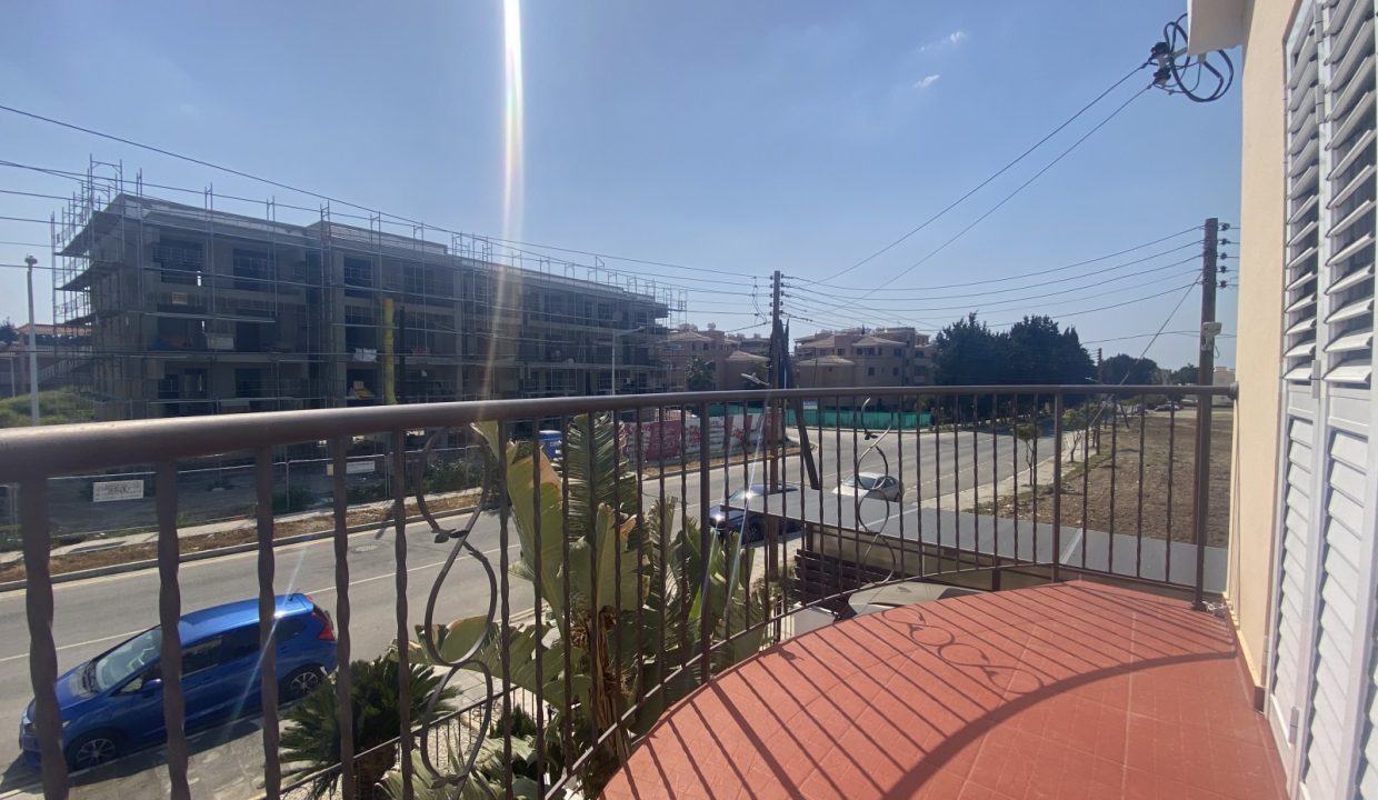663921-detached-villa-for-sale-in-select-location_orig
