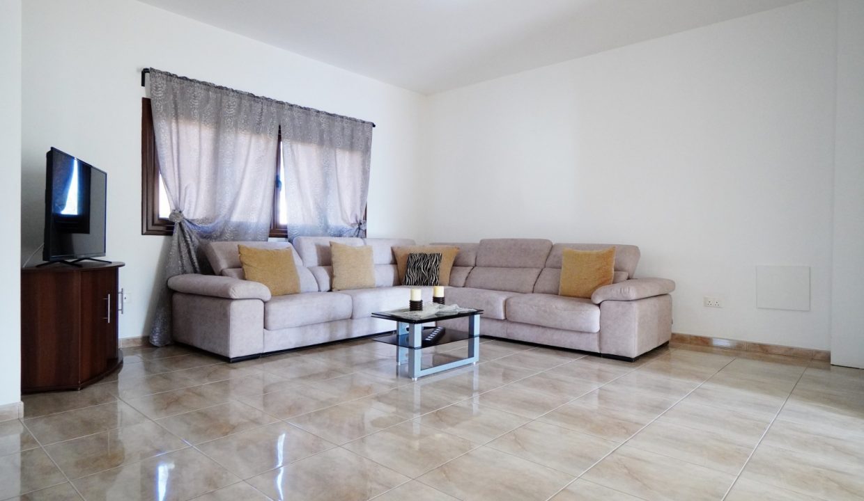 664947-detached-villa-for-sale-in-select-location_orig