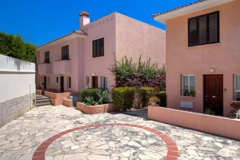 676077-apartment-for-sale-in-pegia_orig