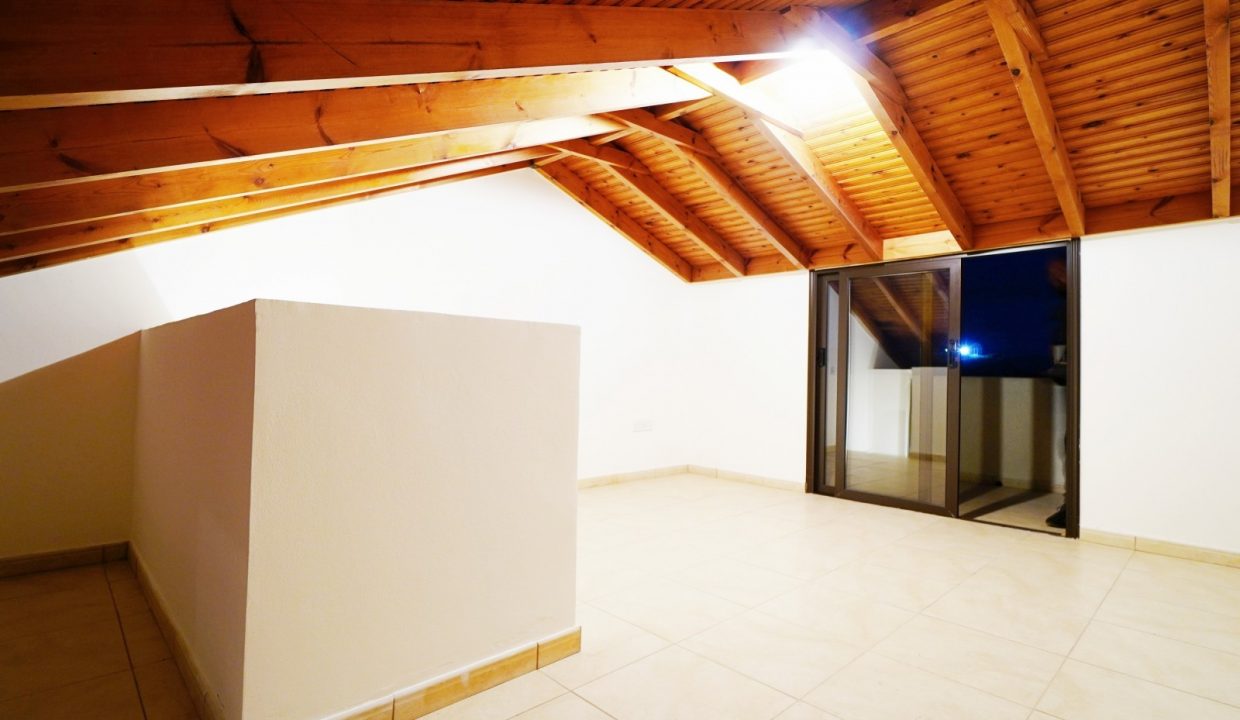 682609-semi-detached-villa-for-sale-in-pyla_orig