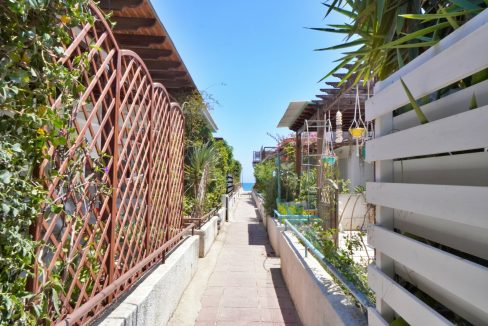 697315-detached-villa-for-sale-in-select-location_orig