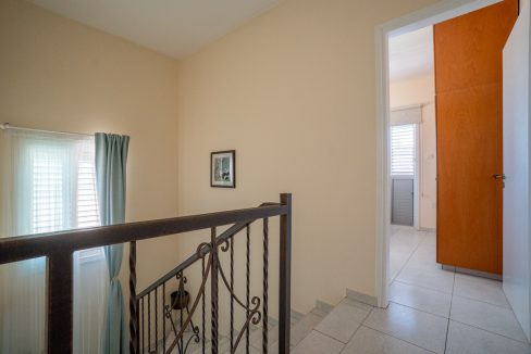 706630-semi-detached-villa-for-sale-in-kato-paphos-universal_orig