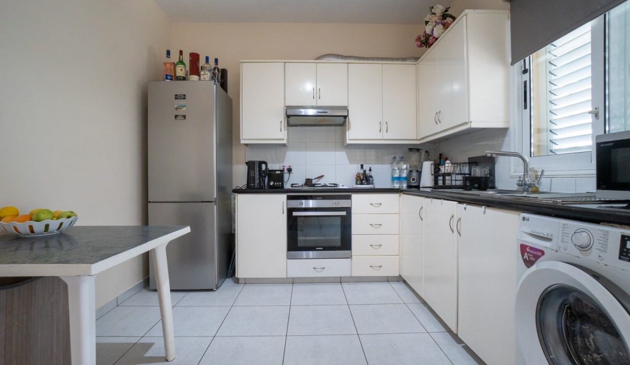 706642-semi-detached-villa-for-sale-in-kato-paphos-universal_orig
