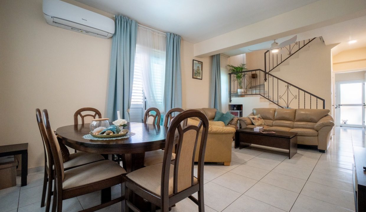 706646-semi-detached-villa-for-sale-in-kato-paphos-universal_orig