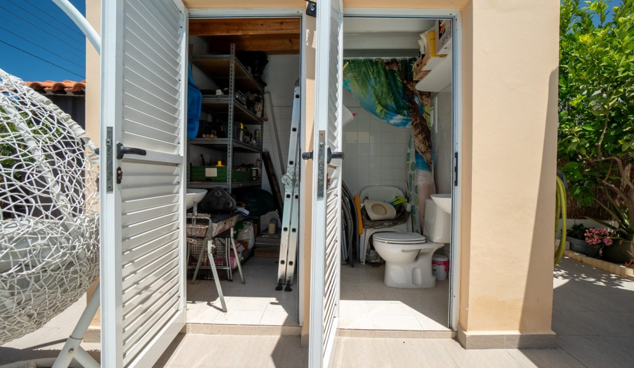 706656-semi-detached-villa-for-sale-in-kato-paphos-universal_orig