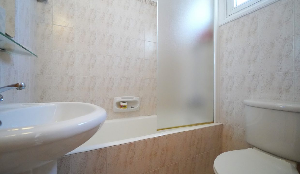 724757-apartment-for-sale-in-meneou_orig