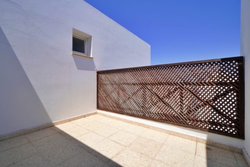 724760-apartment-for-sale-in-meneou_orig