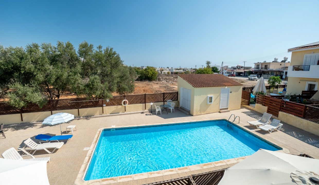 727094-town-house-for-sale-in-chloraka_orig