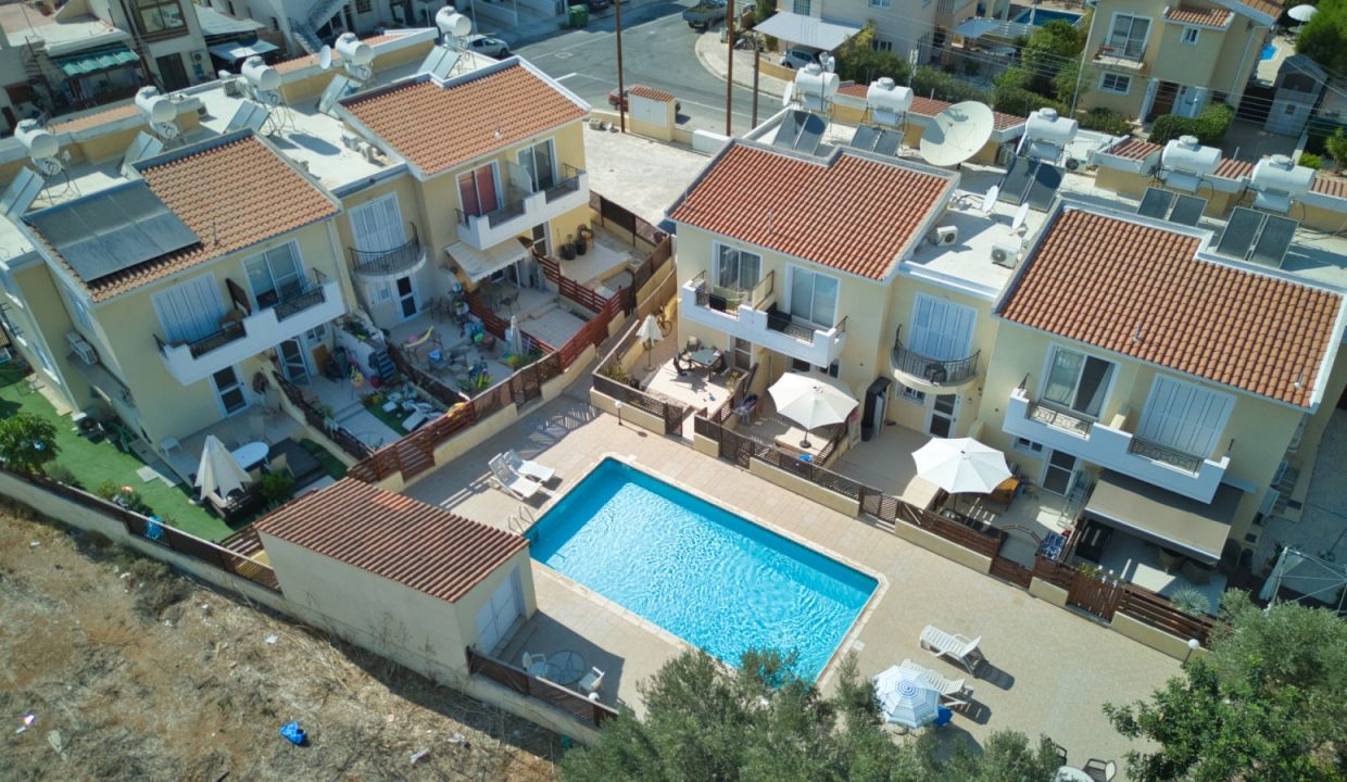 727222-town-house-for-sale-in-chloraka_orig
