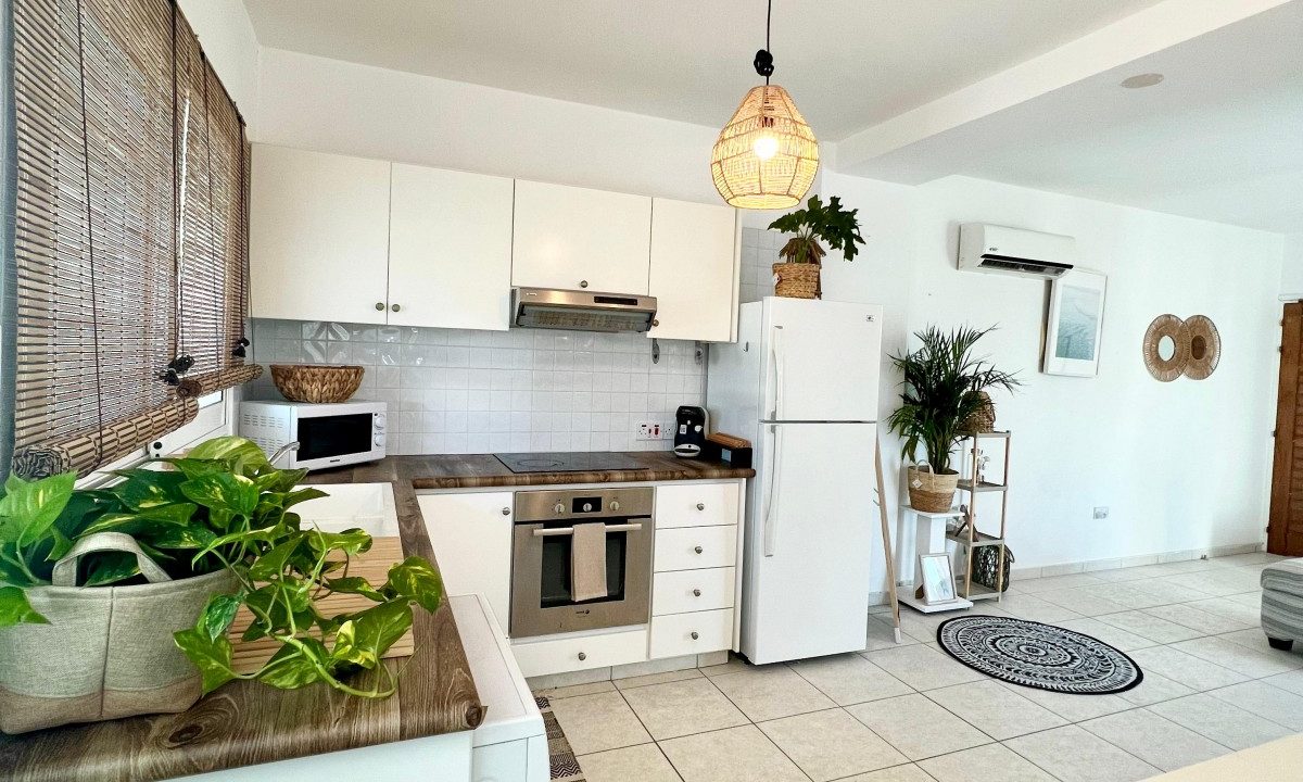 728673-apartment-for-sale-in-kato-paphos-universal_orig