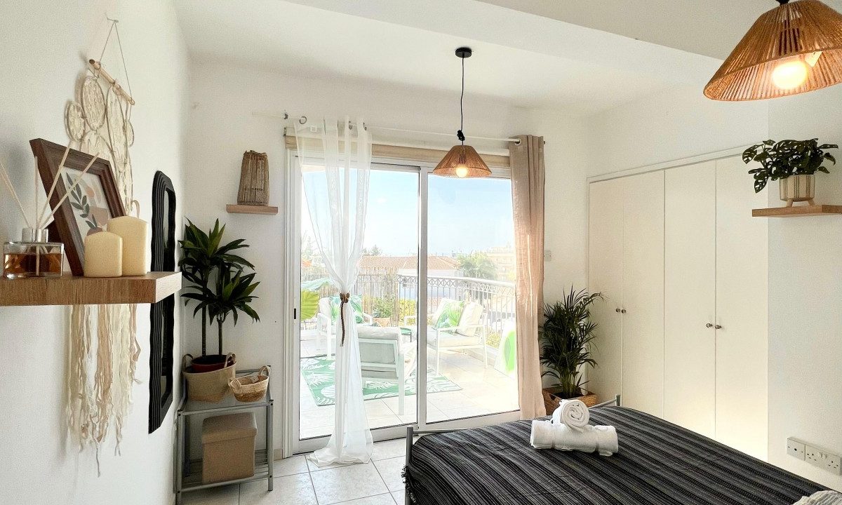 728675-apartment-for-sale-in-kato-paphos-universal_orig
