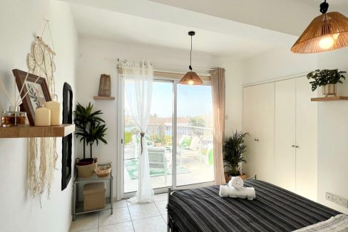 728675-apartment-for-sale-in-kato-paphos-universal_orig