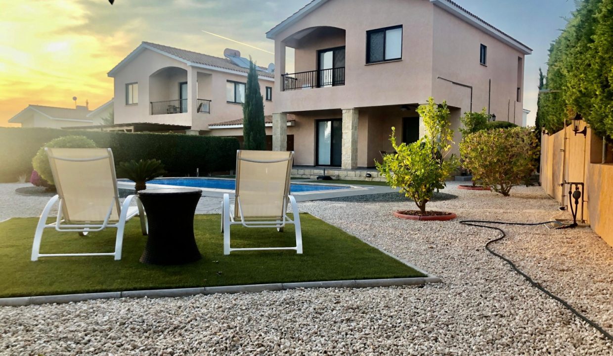 729023-detached-villa-for-sale-in-kouklia-secret-valley_orig