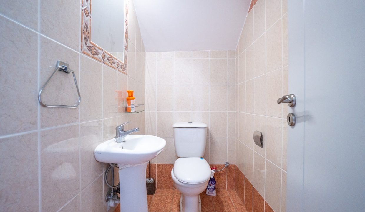 734935-detached-villa-for-sale-in-kissonerga_orig