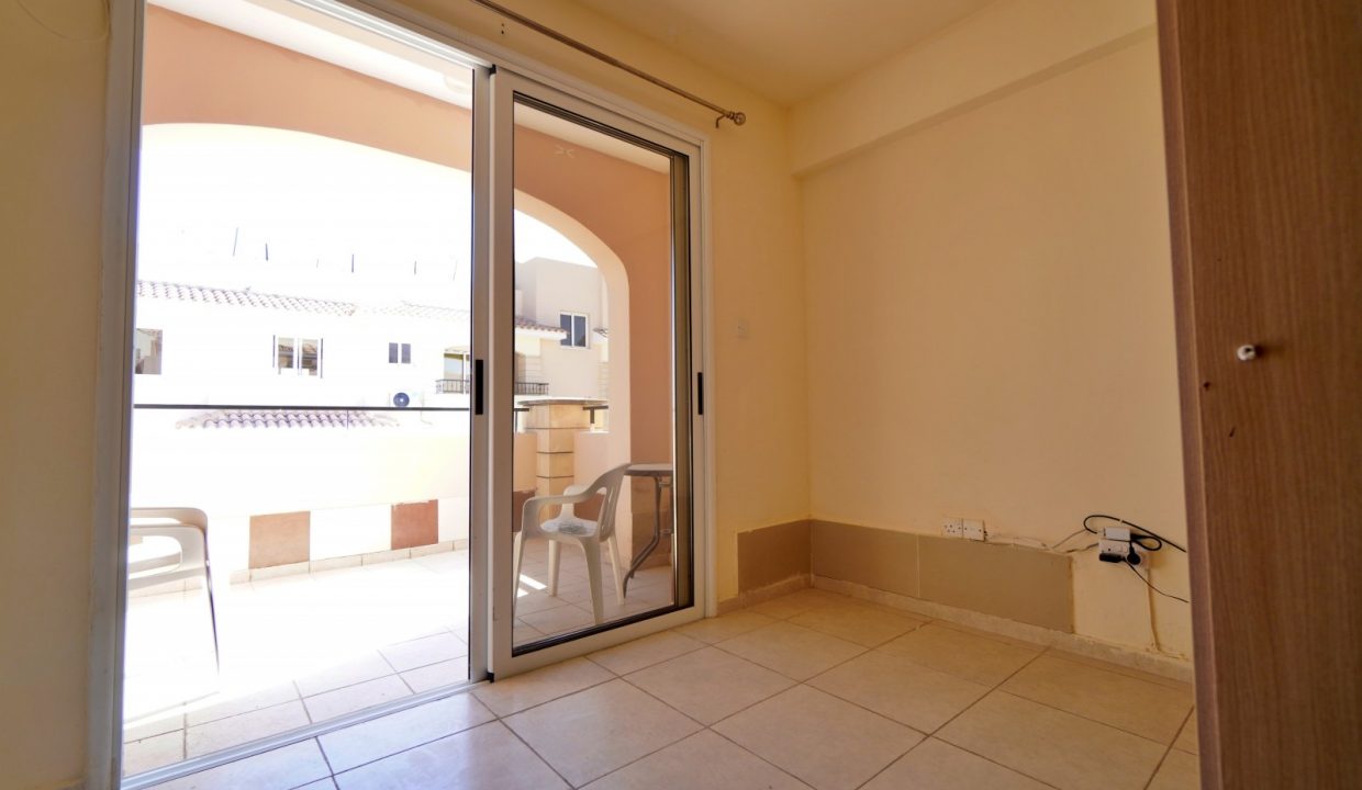 738533-apartment-for-rent-in-select-location_orig