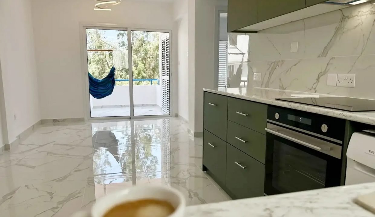 739659-apartment-for-sale-in-larnaka-makenzy_orig (1)