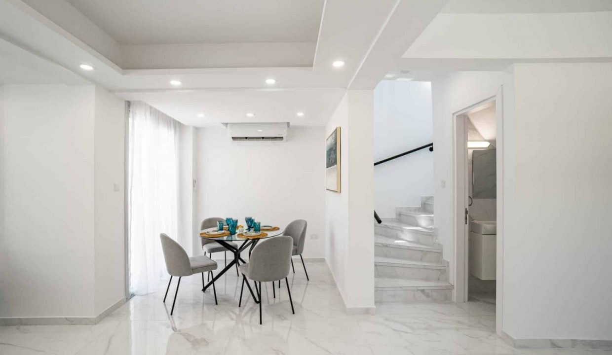 742305-detached-villa-for-sale-in-protaras_orig