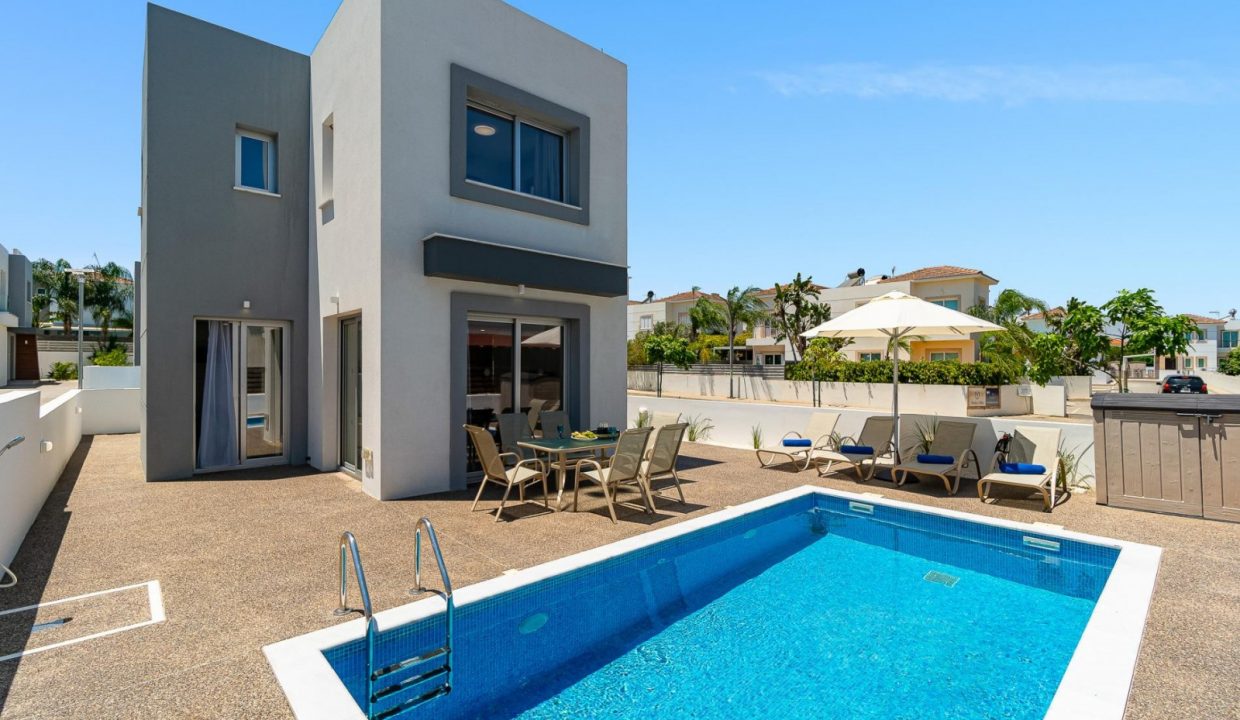 742307-detached-villa-for-sale-in-protaras_orig
