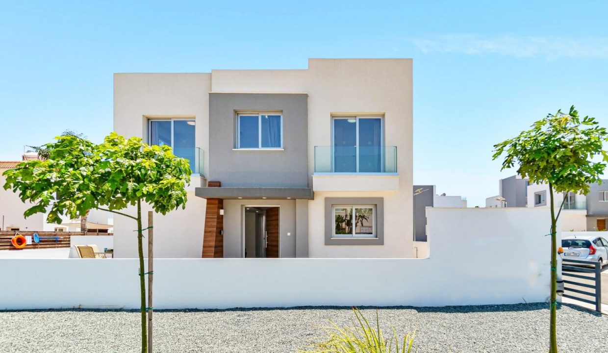 742308-detached-villa-for-sale-in-protaras_orig
