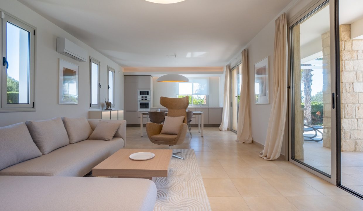 747199-detached-villa-for-sale-in-kouklia-secret-valley_orig