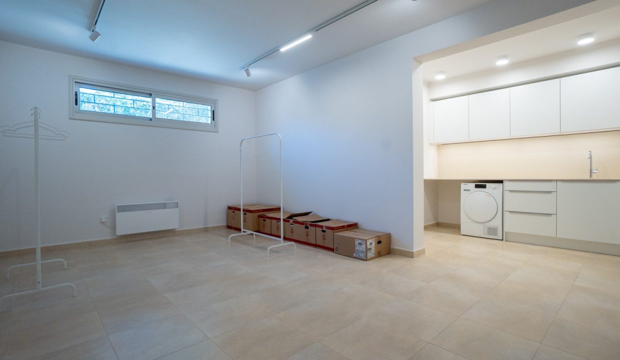 747223-detached-villa-for-sale-in-kouklia-secret-valley_orig