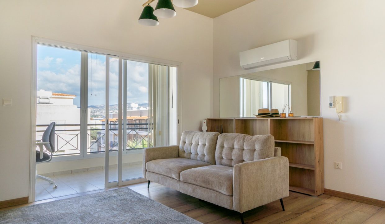 764679-apartment-for-sale-in-chloraka_orig