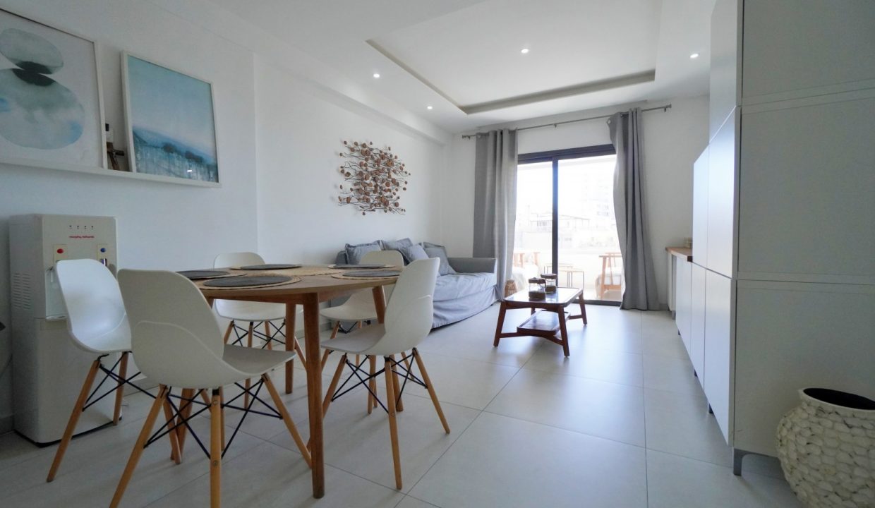794877-apartment-for-sale-in-larnaka-finikoudes_orig