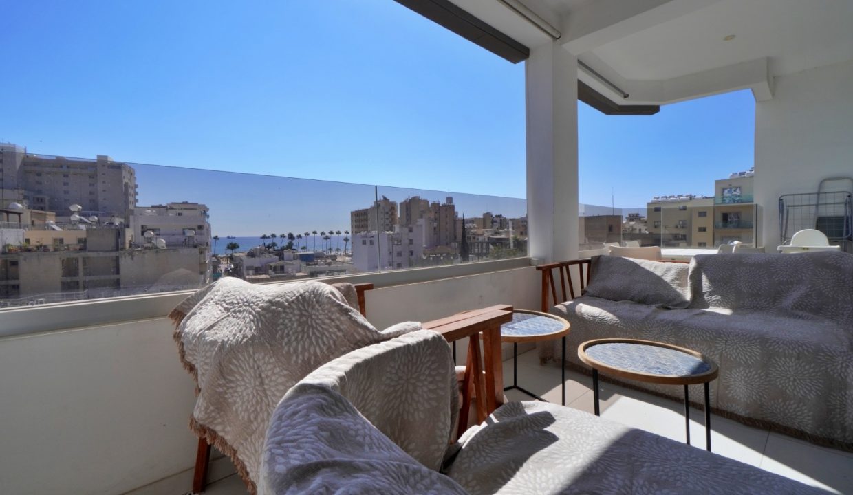 794879-apartment-for-sale-in-larnaka-finikoudes_orig