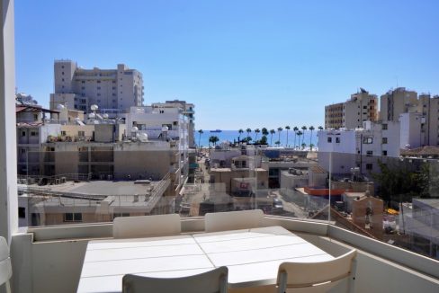 794884-apartment-for-sale-in-larnaka-finikoudes_orig