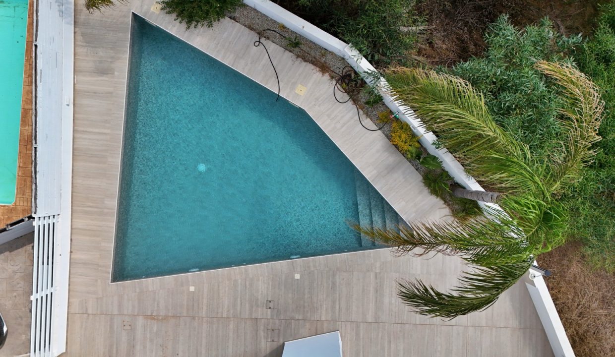 804671-detached-villa-for-sale-in-konnos_orig