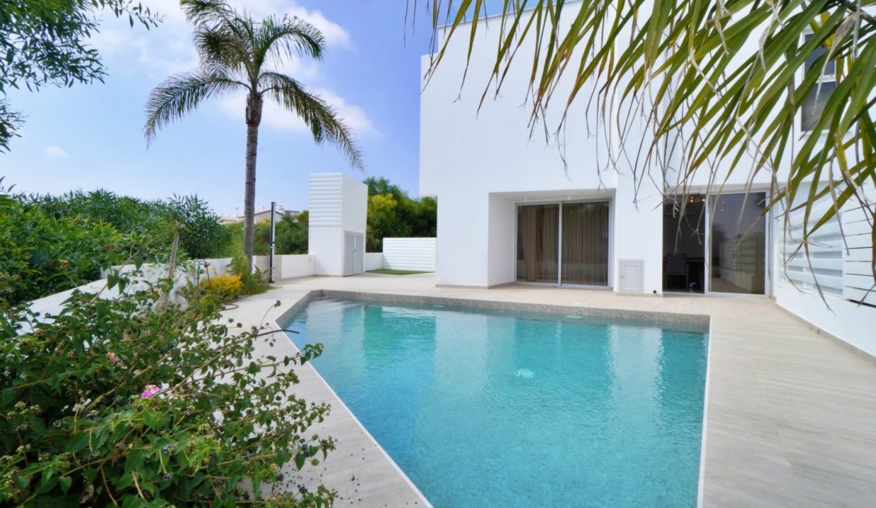 804688-detached-villa-for-sale-in-konnos_orig