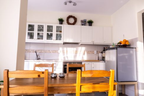Apartment (5)
