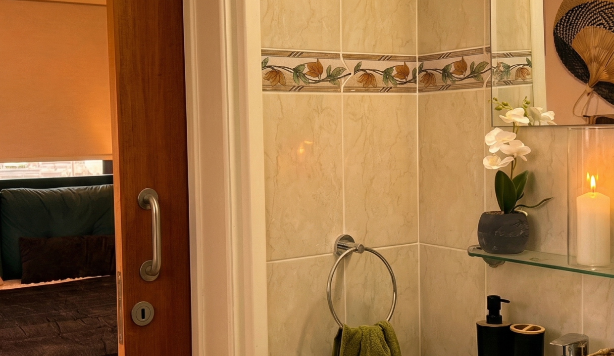 a1b01fe2-fb32-4415-9a2e-edaa2dc162ec